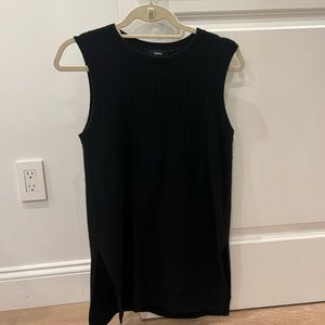 Theory black short sleeve sweater